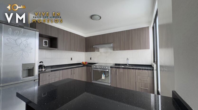 Casa con Alberca en Venta en Cuernavaca, Morelos