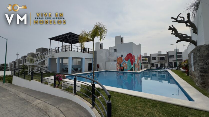 Casa con Alberca en Venta en Cuernavaca, Morelos