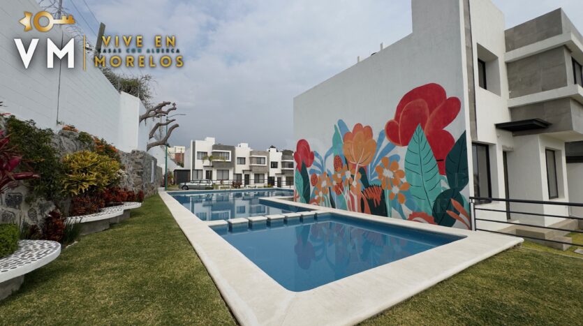 Casa con Alberca en Venta en Cuernavaca, Morelos